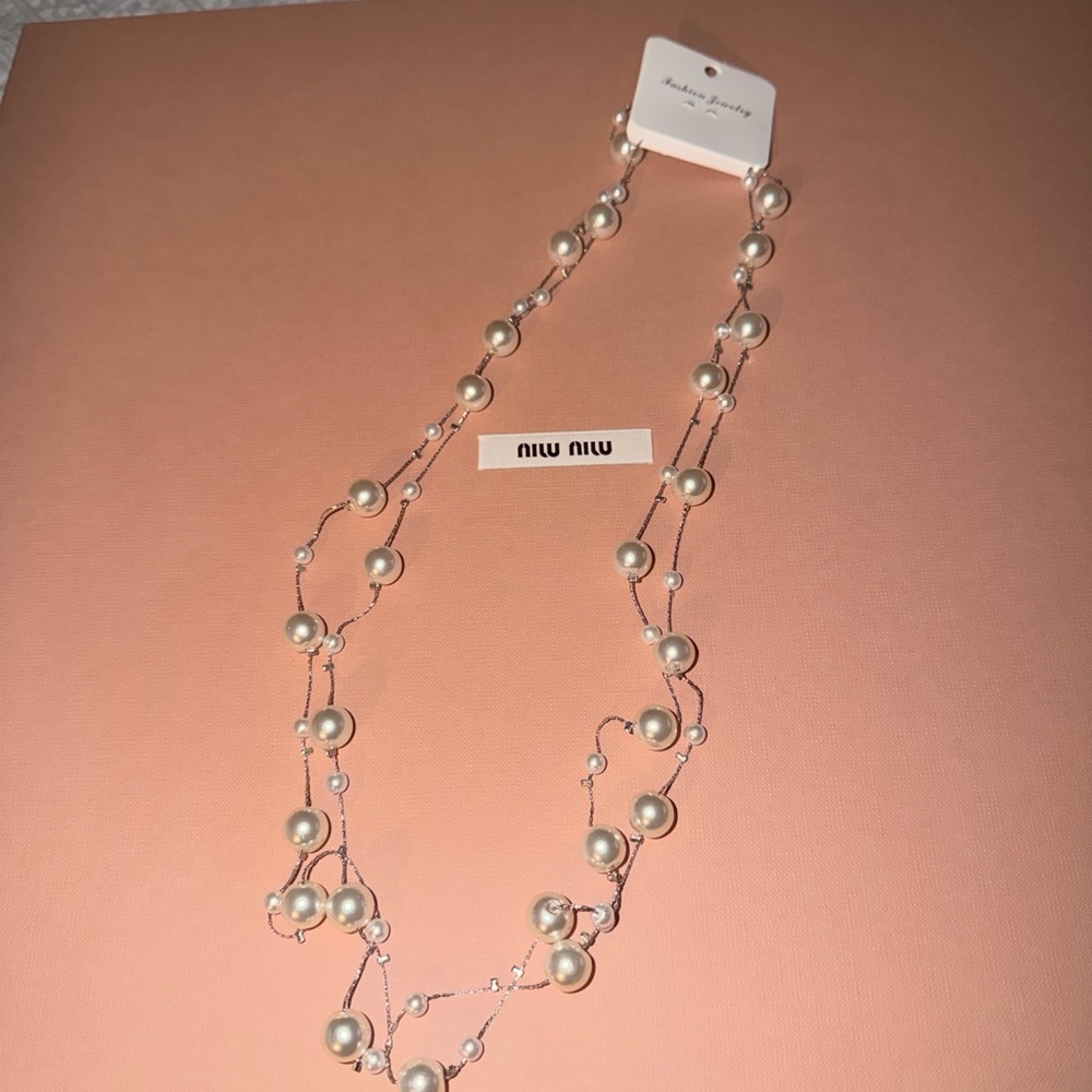 Elegant Pearl Necklace